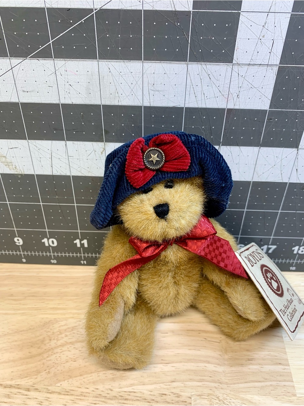 Boyd's Bears Head Bean Collection Edith Glorybear Teddy Bear Plush